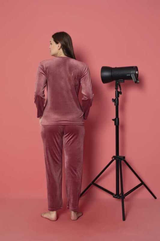 UZUN KOLLU KADİFE PİJAMA TAKIMI - PEMBE - 4
